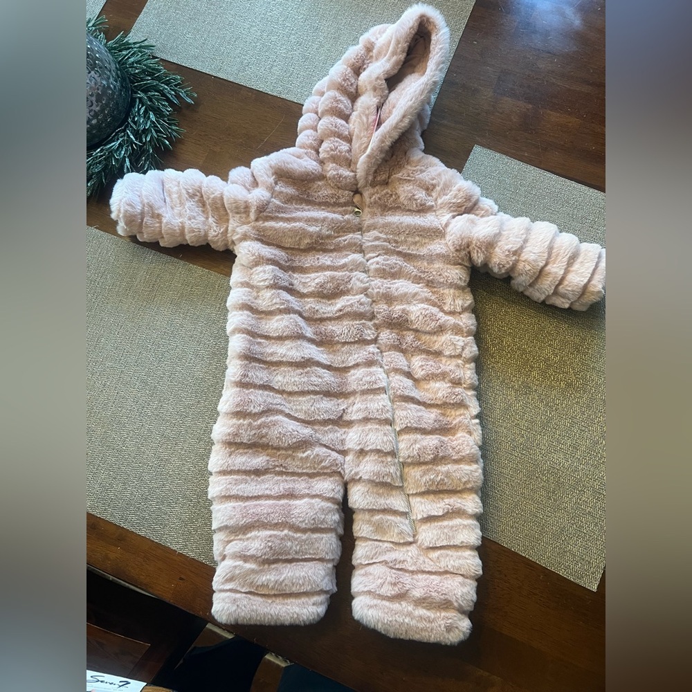 Baby snowsuit faux fur